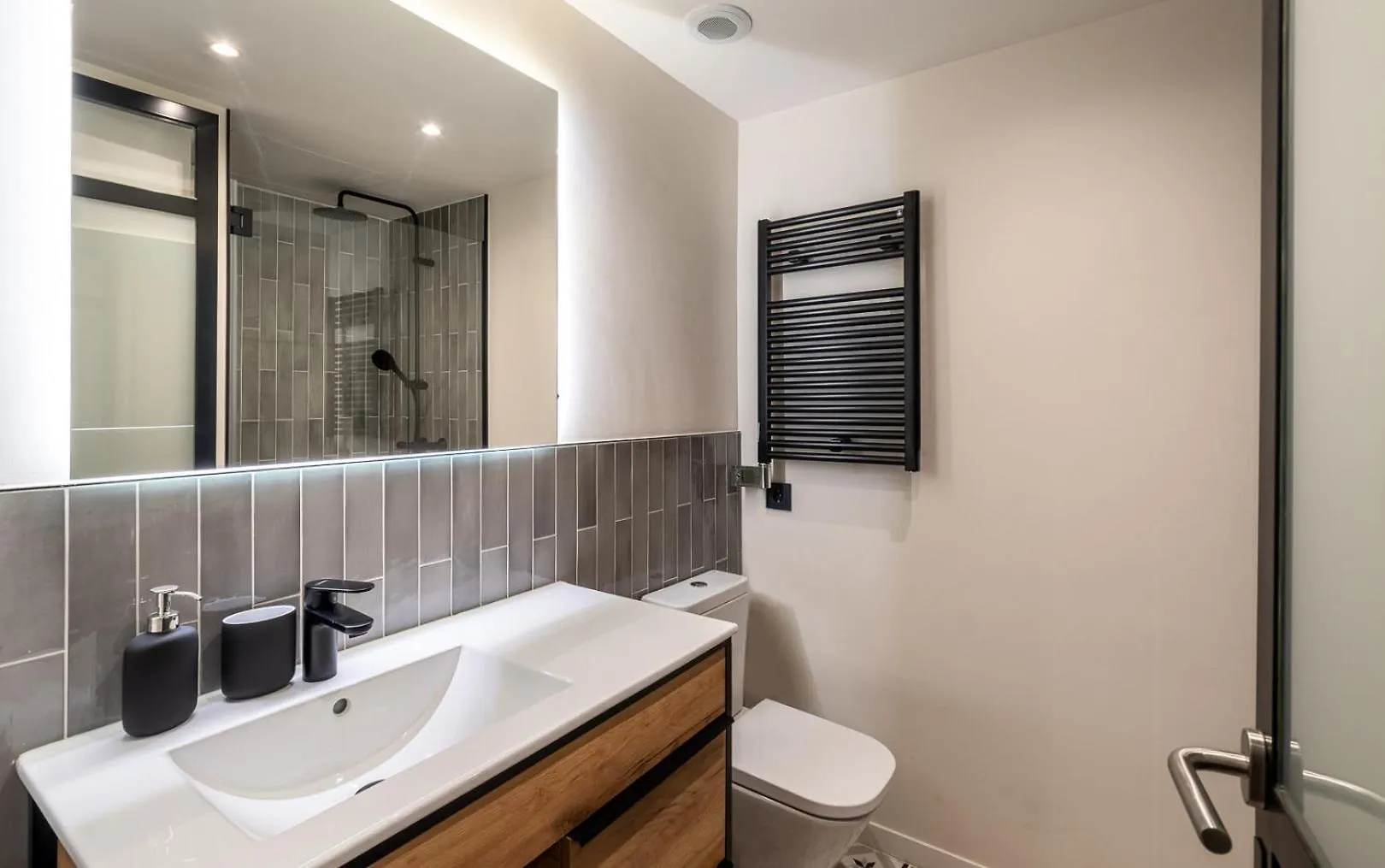 Caterina Sant Antoni Apartment Barcelona